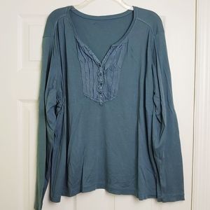 Eddie Bauer ruffle long sleeve 4 button henley 2X